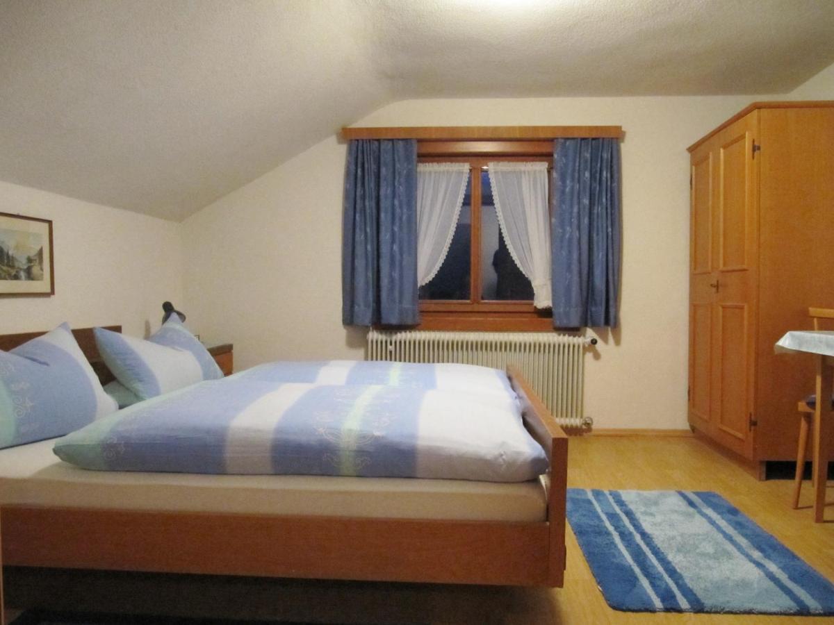 Haus Tannegg Bed and Breakfast Pettneu am Arlberg Exteriör bild