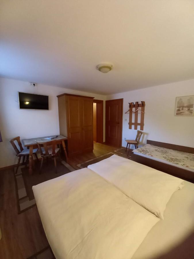 Haus Tannegg Bed and Breakfast Pettneu am Arlberg Exteriör bild